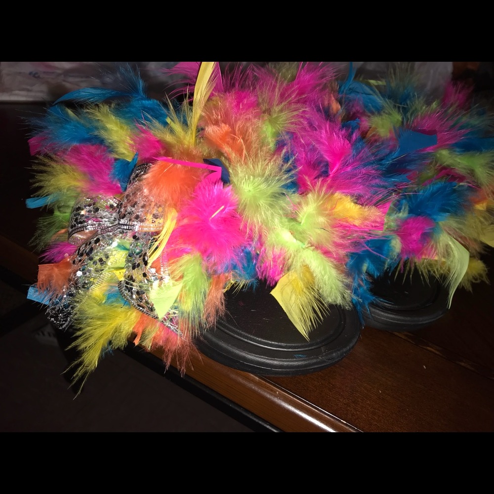 Handmade fluff slides - Picture 2 of 2